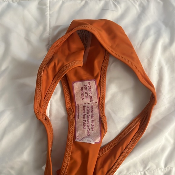 Never worn two piece matching set - Picture 4 of 5